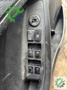 Kia Cerato Cam Açma Anahtarı Çıkma