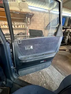Mazda 3 Kapı Döşemesi çıkma parça