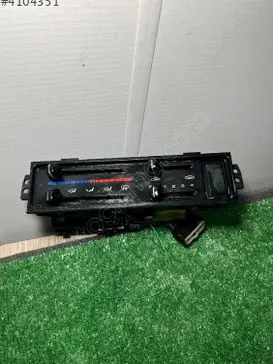 Mazda 121 Klima Kontrol Paneli çıkma parça