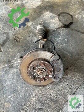 Mazda 3 Taşıyıcı çıkma parça