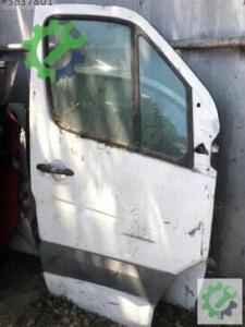 Mercedes-Benz Sprinter Orijinal Çıkma Sağ Ön Kapı