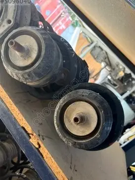 Mercedes-Benz Vito Ön Amortisör çıkma parça