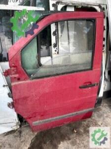 Çıkma Sol Ön Kapı — Mercedes-Benz Vito
