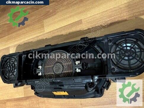 Mercedes-Benz S Serisi Subwoofer çıkma parça