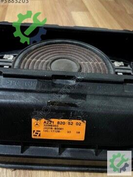 Mercedes-Benz S Serisi Subwoofer A2218205202 çıkma parça