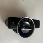 Mercedes-Benz E Serisi (W212) Far Ayar Düğmesi Çıkma