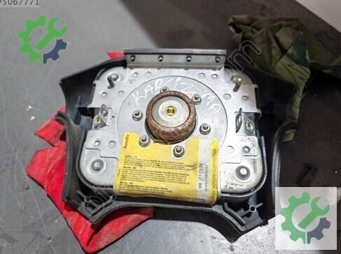 Mitsubishi Carisma Direksiyon Airbag çıkma parça