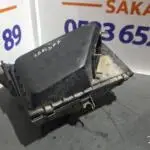 Mitsubishi Carisma Orijinal Çıkma Hava Filtresi Kutusu