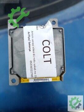 Mitsubishi Colt Airbag Beyni (SRS) MR587757 çıkma parça