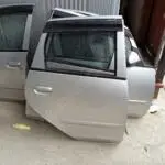 Çıkma Orijinal Sağ Arka Kapı Mitsubishi Colt