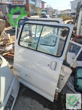 Mitsubishi L300 Sağ Kapı Sacı çıkma parça