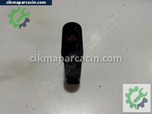 Mitsubishi Attrage Flaşör Düğmesi çıkma parça