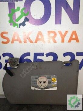 Nissan Almera Güneşlik çıkma parça