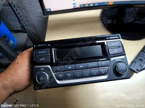 Nissan Juke Teyp çıkma parça