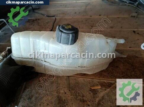 Nissan Note Yedek Su Deposu çıkma parça