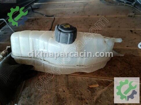 Nissan Note Yedek Su Deposu çıkma parça