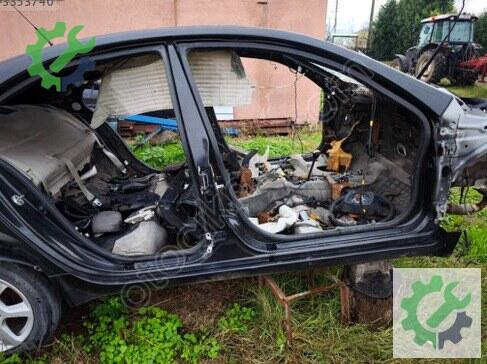 Nissan Primera Kapı Direği çıkma parça