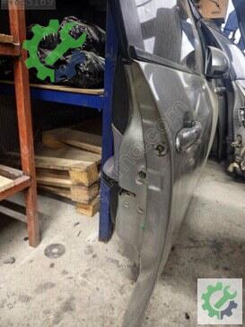 Nissan Primera Sağ Ön Kapı çıkma parça