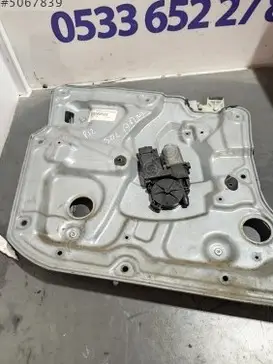 Nissan Primera Sağ Ön Cam Krikosu çıkma parça