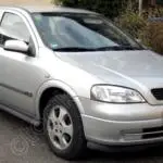 Opel Astra Sağ Ön Kapı Çıkma