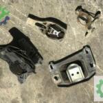 Opel Combo Motor Takozu Çıkma