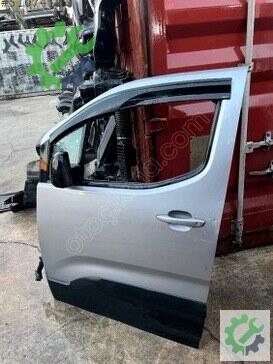 Opel Combo Sol Ön Kapı çıkma parça