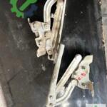 Opel Corsa Kaput Menteşesi Çıkma
