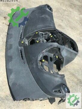 Opel Corsa Torpido çıkma parça