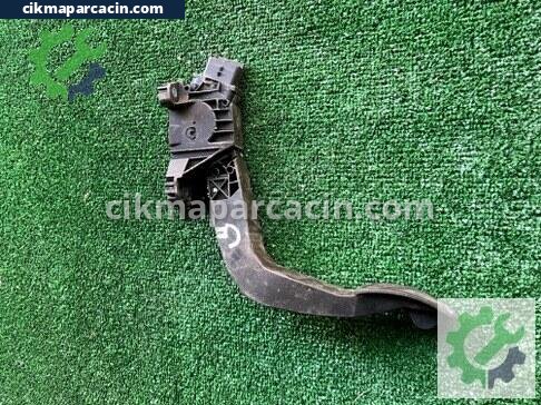 Opel Corsa Pedal çıkma parça