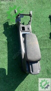 Opel Corsa Orta Konsol çıkma parça