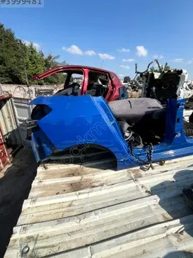 Opel Corsa Sağ Arka Çamurluk çıkma parça