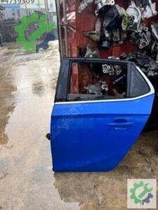 Opel Corsa Sol Arka Kapı Çıkma