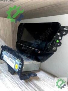 Opel Corsa Teyp Çıkma
