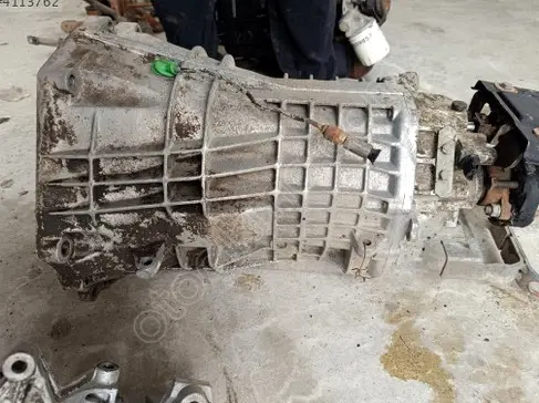 Opel Omega Manuel Şanzıman çıkma parça