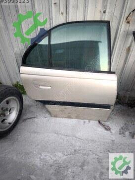Opel Omega Sağ Kapı çıkma parça