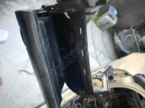 Opel Omega Torpido çıkma parça