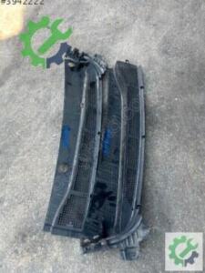 Opel Zafira Cam Önü Izgarası Çıkma