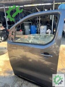 Opel Zafira Orijinal Çıkma Sol Ön Kapı