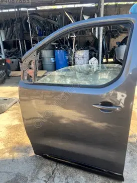 Opel Zafira Sol Ön Kapı çıkma parça