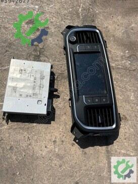 Opel Zafira Multimedya / Teyp çıkma parça