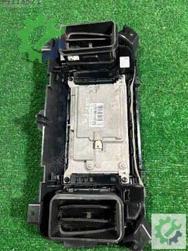 Opel Zafira Multimedya / Teyp çıkma parça