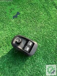 Çıkma Orijinal Cam Düğmesi Peugeot 206