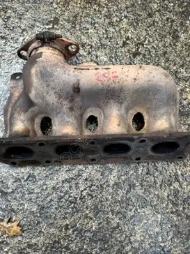 Peugeot 206 Egzoz Manifoldu çıkma parça