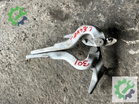 Peugeot 301 Kaput Menteşesi çıkma parça