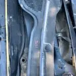 Çıkma Orijinal Ön Cam Izgarası Peugeot 301