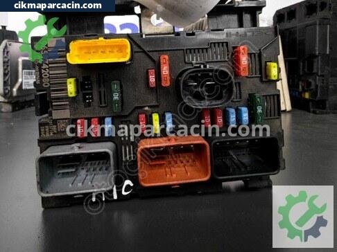 Peugeot 307 Sigorta Kutusu çıkma parça