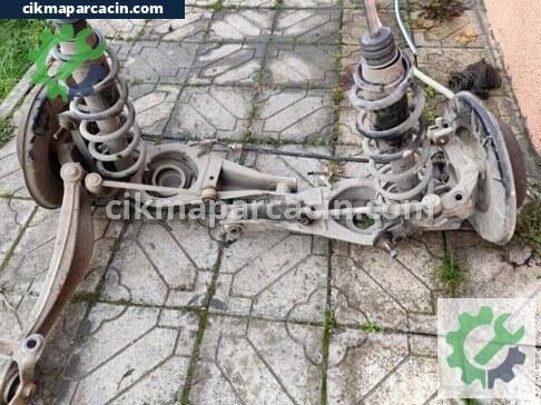Peugeot 406 Arka Taşıyıcı çıkma parça