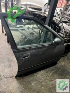 Peugeot 406 Sağ Ön Kapı Çıkma (2. Adet)