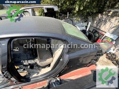 Peugeot 508 Sol Arka Çamurluk çıkma parça