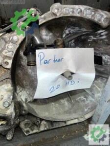 Peugeot Partner Şanzıman Komple Çıkma